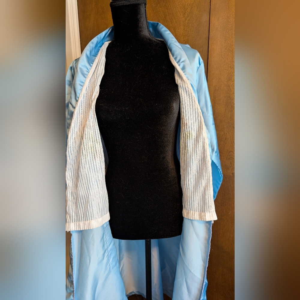 VINTAGE 90s Blue Embroidered Robe Medium - Picture 5 of 8